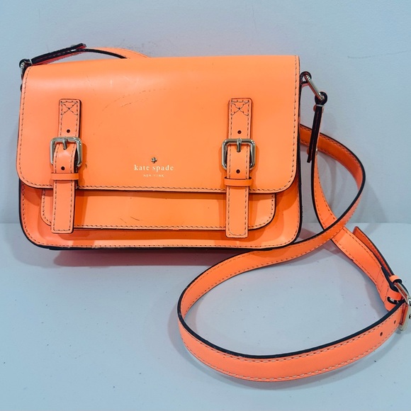 KATE SPADE‎ ESSEX SCOUT ORANGE LEATHER CAMBRIDGE SMALL CROSSBODY MESSENGER BAG - Picture 3 of 13